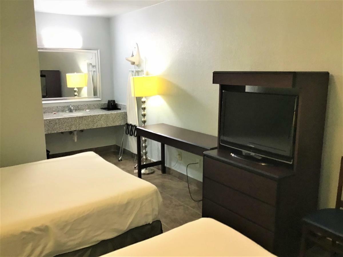 Hotel Hwy 59 Medical Center 2*
