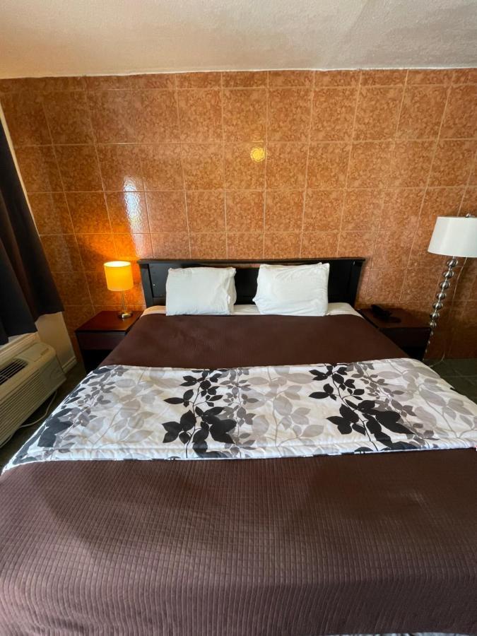 Hwy 59 Medical Center Hotel 2*